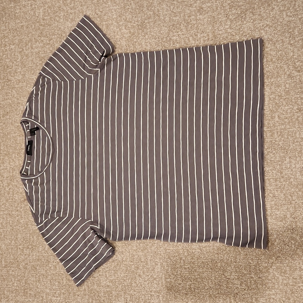 Men's Theory size Large Clean tee gray, white, black stripe